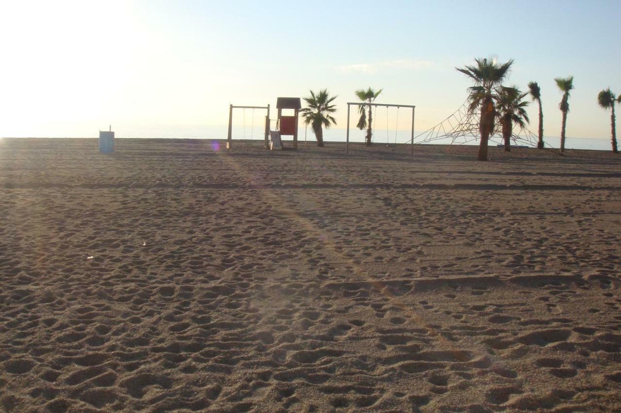 Primera Linea Playa Roquetas de Mar Kültér fotó